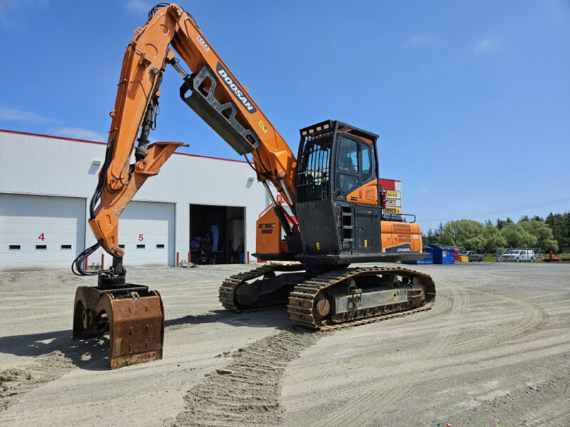 Doosan DX225LL-5 2022