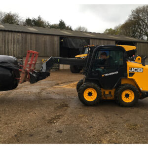 JCB 3TS 8W  AGRI