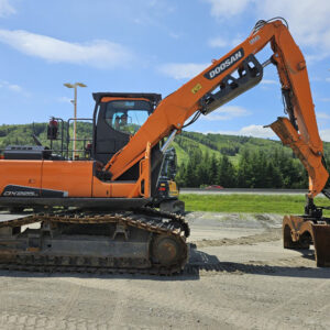 Doosan DX225LL-5 2022