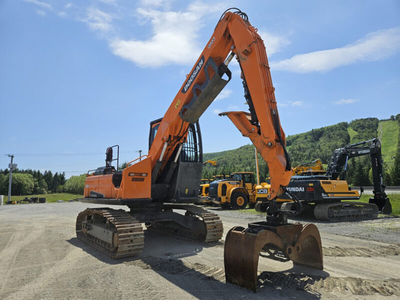 Doosan DX225LL-5 2022