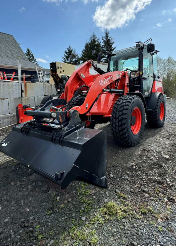 Kubota R640 2023